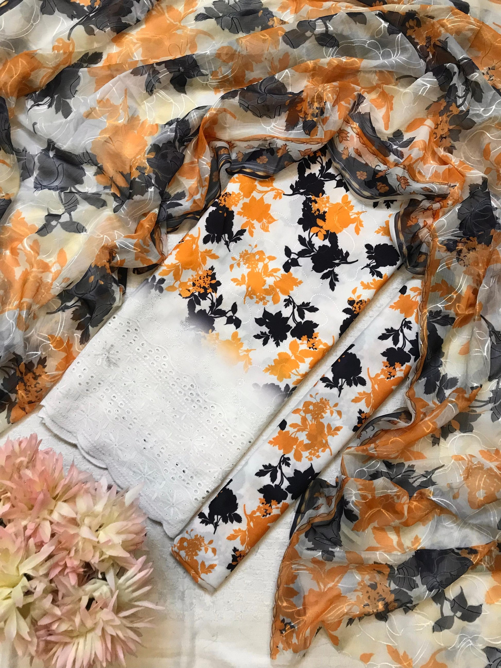 Amber Noir – 3PC Unstitched Suit
