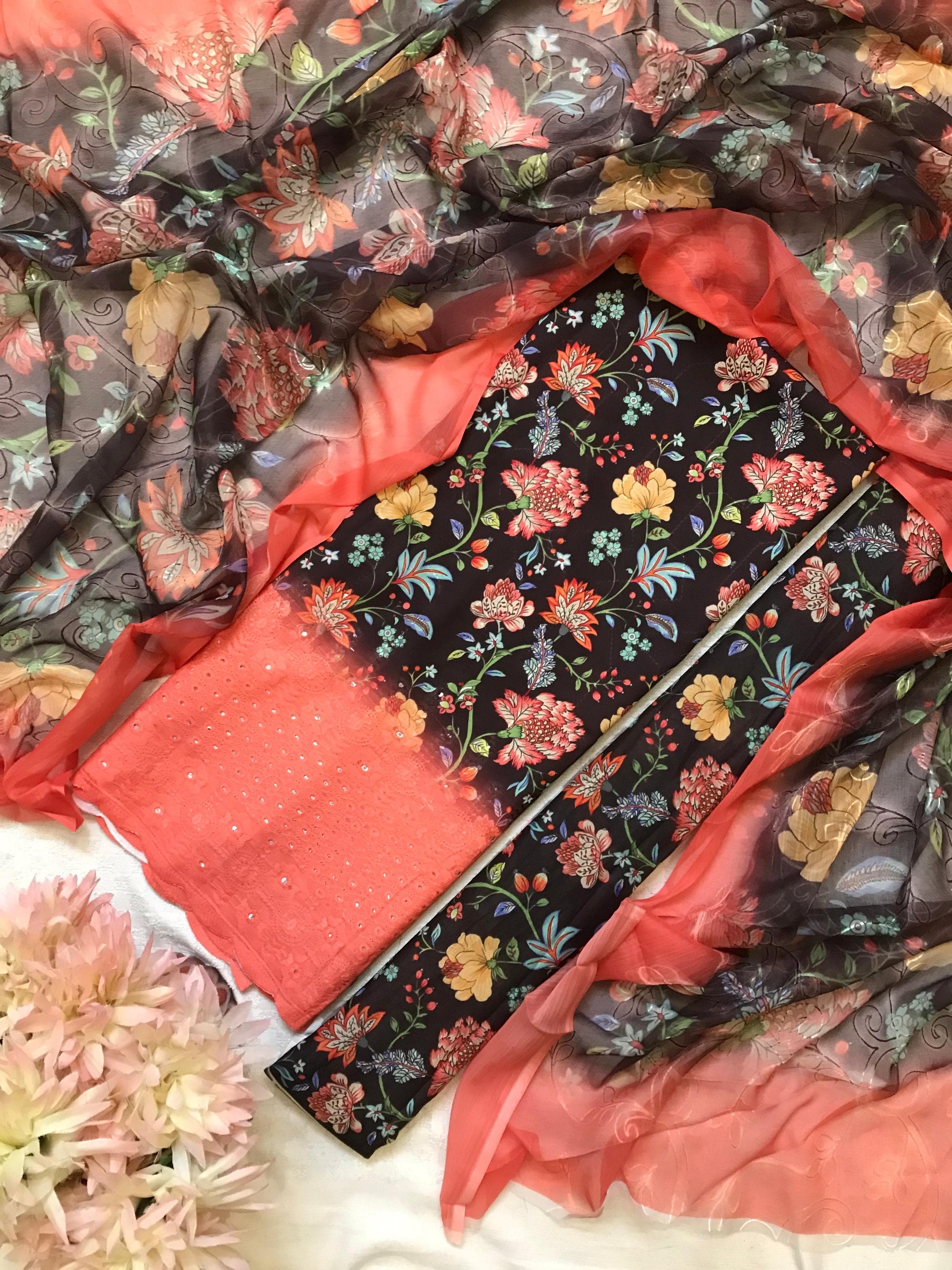 Crimson Flora – 3PC Unstitched Suit